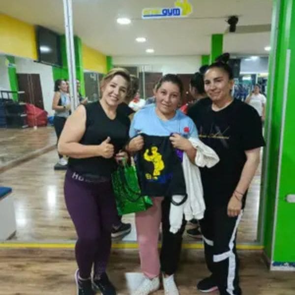 Clase de aeróbicos en Energym Loja